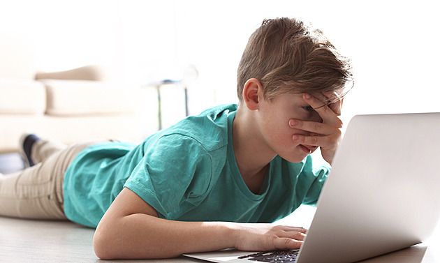 Grooming v Robloxu skončil tragicky. Žaloba míří i na Discord