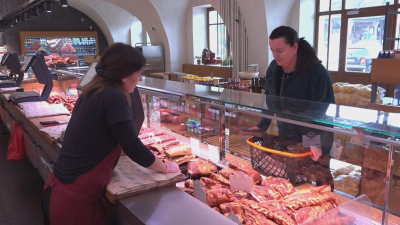 Řeznictví na Uherskohradišťsku se pyšní padesátiletou tradicí. Další láká na prodejní automat