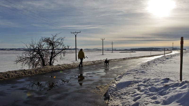 Zklamání pro milovníky sněhu? Výhled na zimu je neúprosný, ve hře zůstává rozpad polárního víru
