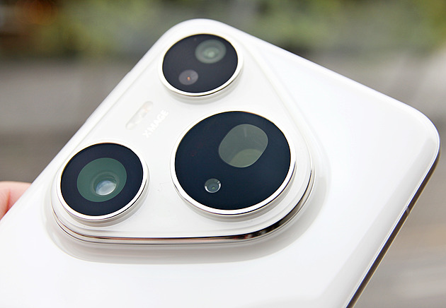 Jeden z nejlepších fotomobilů? Do Česka míří novinka od čínského velikána