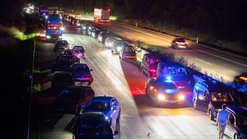 Hromadná nehoda na dálnici D35 u Olomouce. Na místě jsou zranění, tvoří se kolony