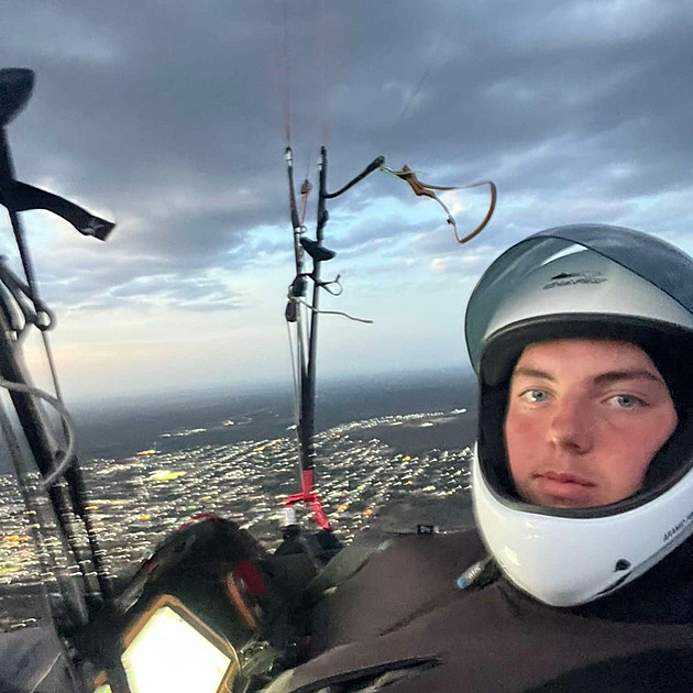 Úraz ho nezastavil. Mladý paraglidista z Broumovska uletěl světový rekord