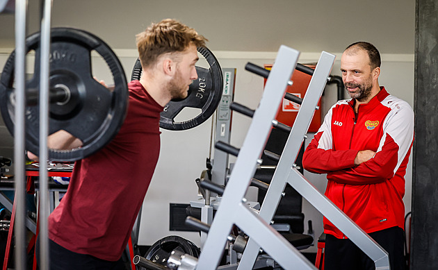 Koloušek opustil ambiciózní Liberec, kývl ohroženému Ústí: Tým za mnou nešel