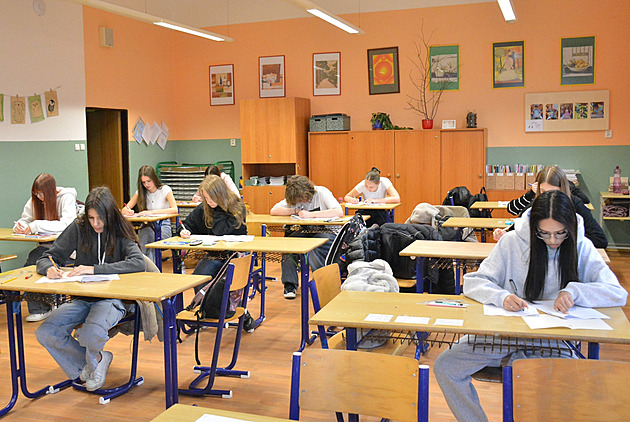 Kam jít na střední? Značný vliv na rozhodování školáků má i názor kamarádů