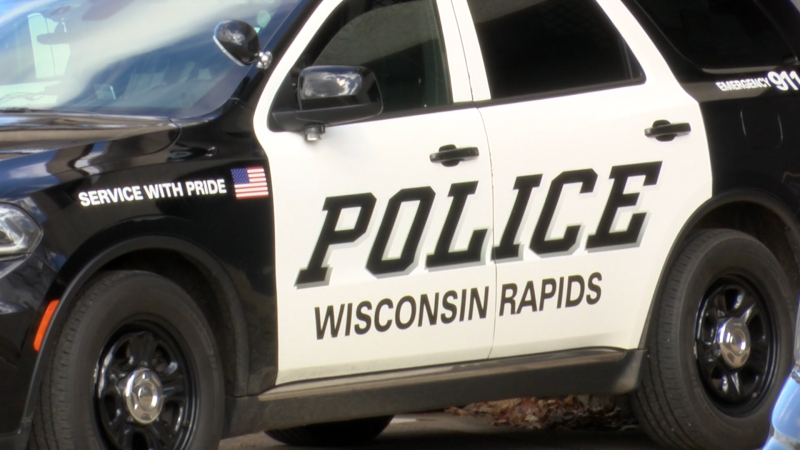 Muž se svlékl do naha a ukradl sanitku i s pacientem. To jsem nezažil, líčí svědek honičku v USA