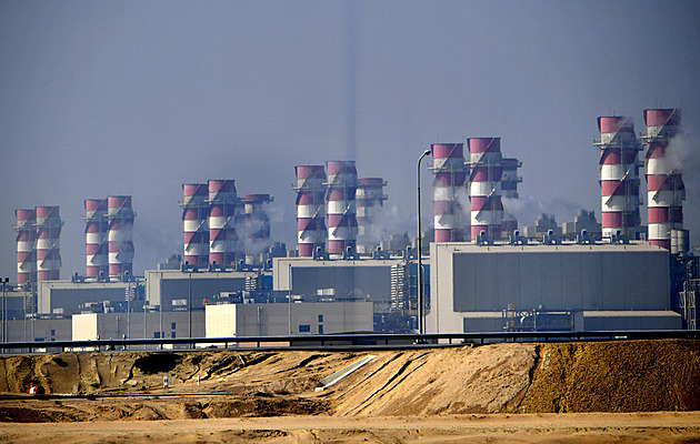 Není to jen ropa. Íránské útoky mohou připravit miliony lidí o pitnou vodu