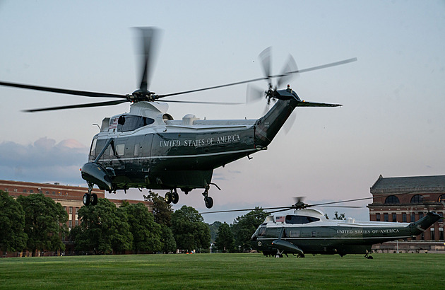 Nad základnou, kde bydlí Hegseth a Rubio, se pohybovaly neznámé drony