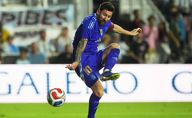 Žaloba na Messiho, žaloba na Argentinu. Měli porušit smlouvu na 144 milionů