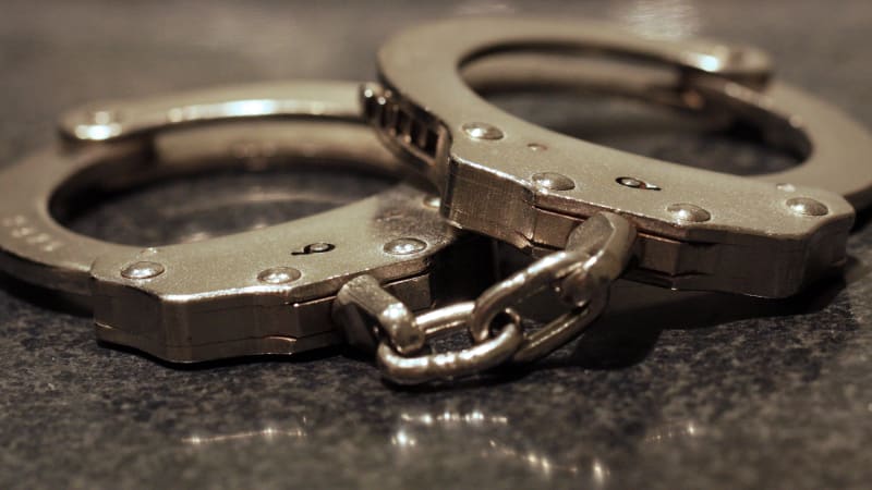 Česká policie zadržela filipínského exposlance. Figuruje v mnohamiliardové korupční kauze