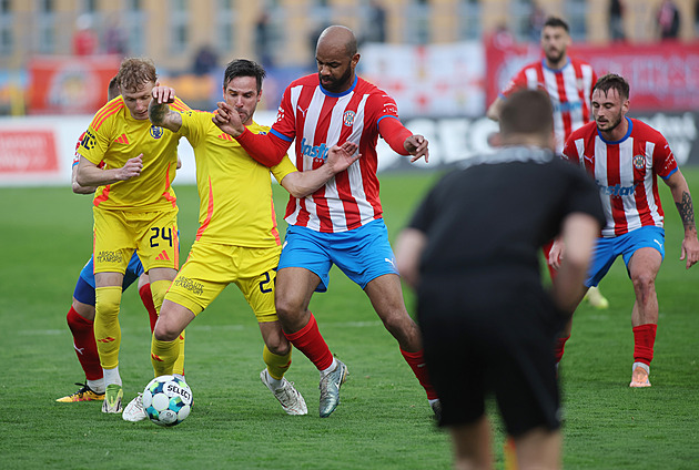Žižkov zachránil remízu s rezervou Baníku, Opava doma podlehla béčku Slavie
