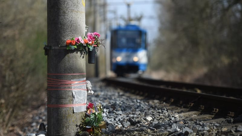 Tragédie v Bratislavě: Šestnáctiletý mladík zemřel po srážce s tramvají