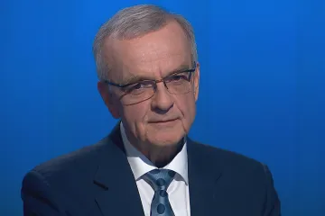 Schodek bude stále obludně vysoký, míní exministr financí Kalousek