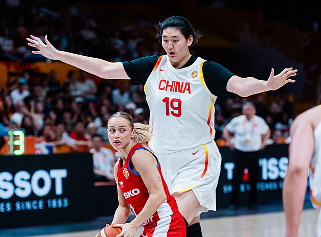 Češky neustály nápor. Ve druhém utkání na MS padly po prodloužení s Čínou