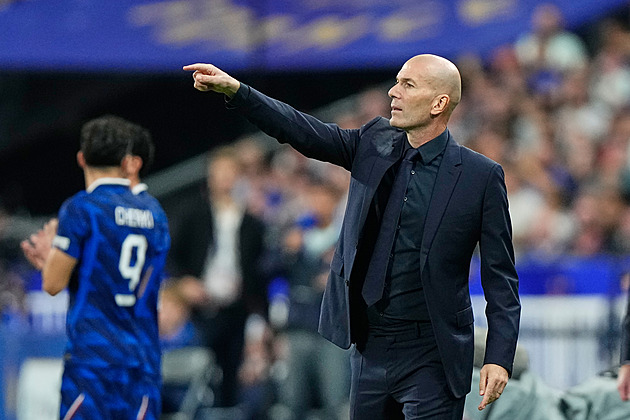 Tohle je fotbal, který milujeme, zářil Zidane po obratu. Mrzí ho, že sraz končí
