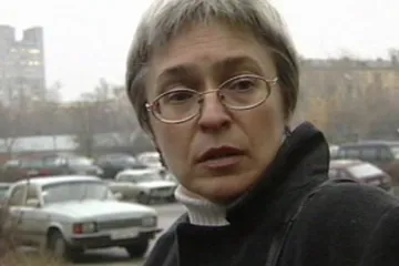 Dnes by byla ve vězení nebo v emigraci, říká o zavražděné Politkovské novinářka Procházková