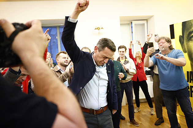 Ty, ty, ty, hejtmane, senátore a předsedo. Grolichovi roste sbírka funkcí