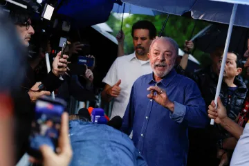 Lula byl počtvrté zvolen brazilským prezidentem. Bolsonaro výsledek neuznal